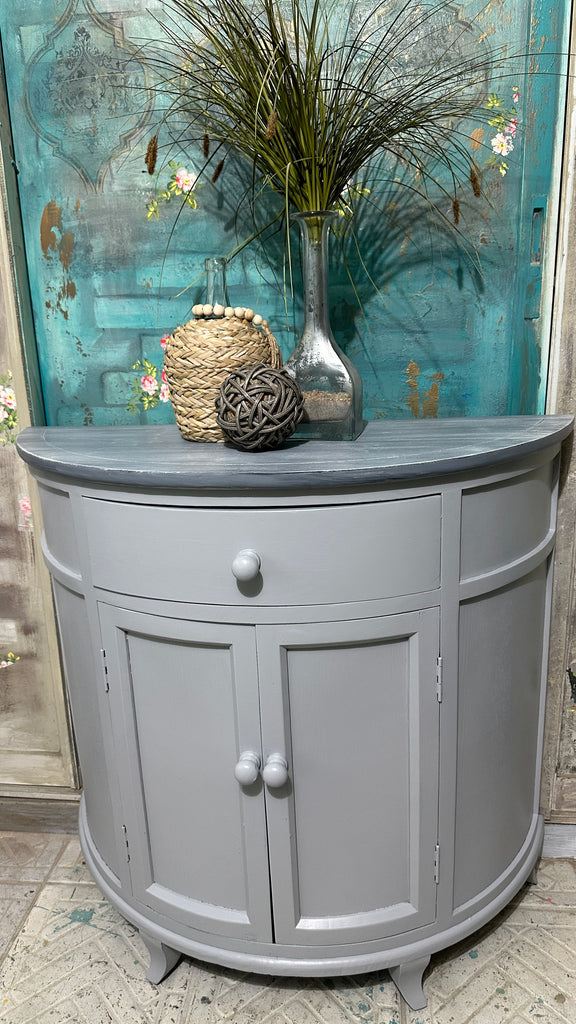 Furniture Paint Class Saturday, October 25th  10:00-1:00